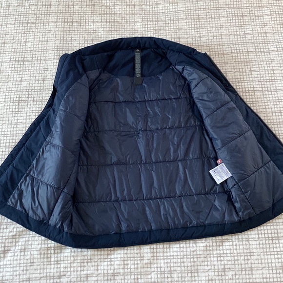 Lululemon Insulated Utility Vest NWT - Picture 7 of 8